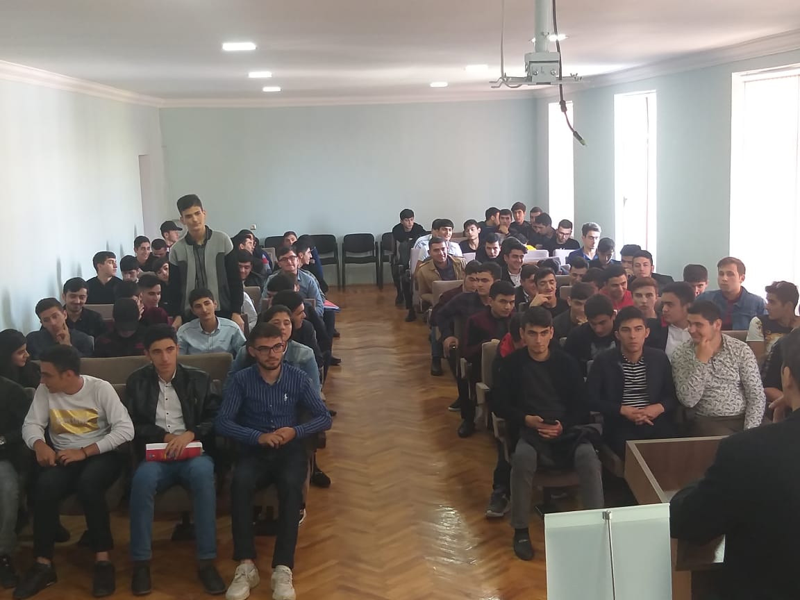Universitetimizin tələbələri CRENG layihəsi haqqında məlumatlandırılıblar