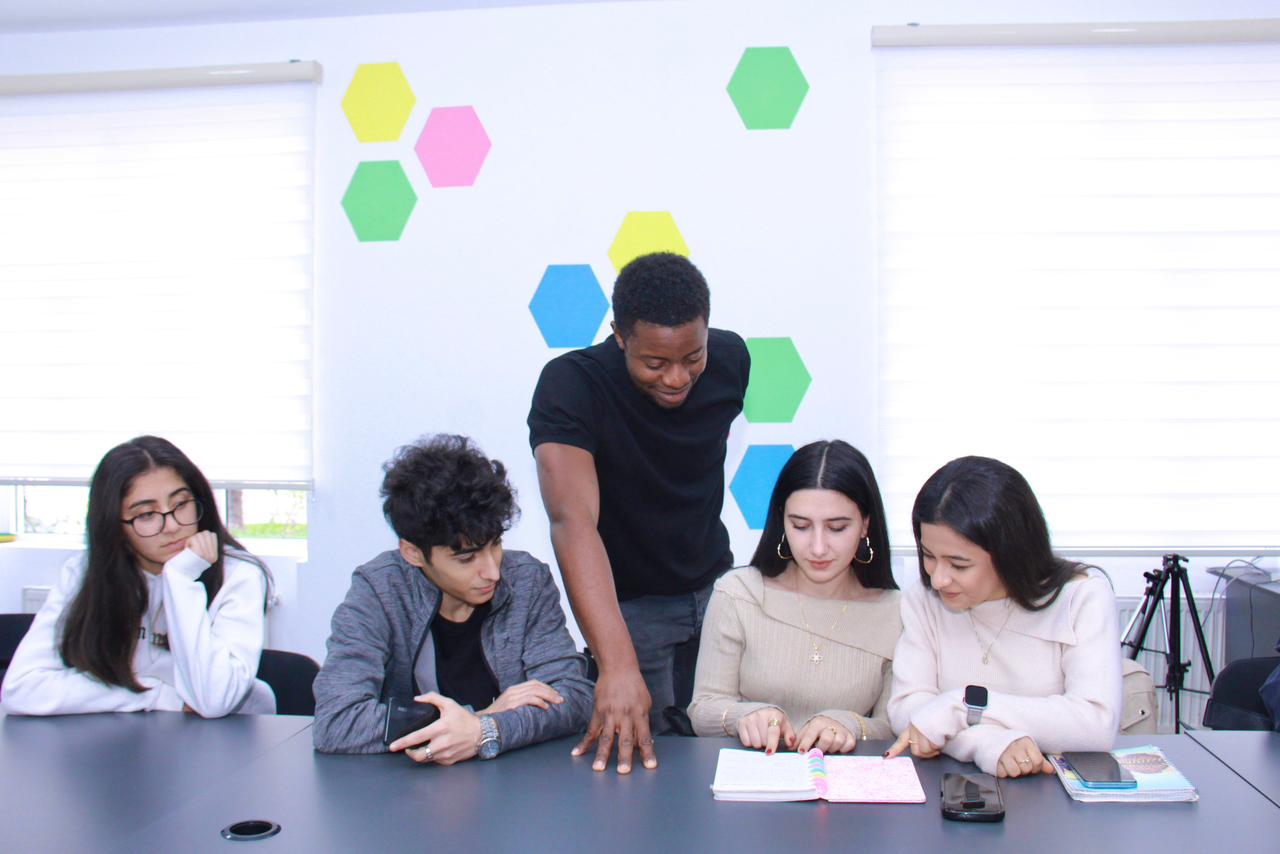 ATU-da “Conversation Club”un növbəti görüşləri davam edir