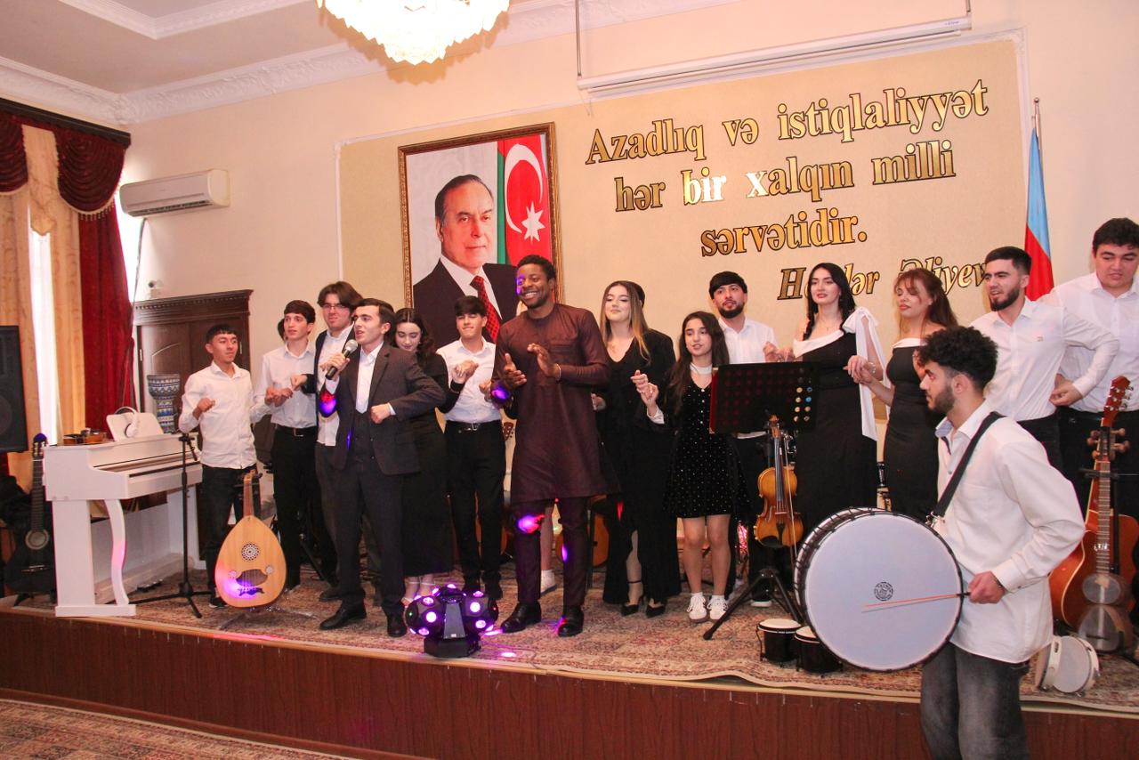 Bədii Yaradıcılıq Mərkəzinin tələbələrinin konserti təşkil olunub