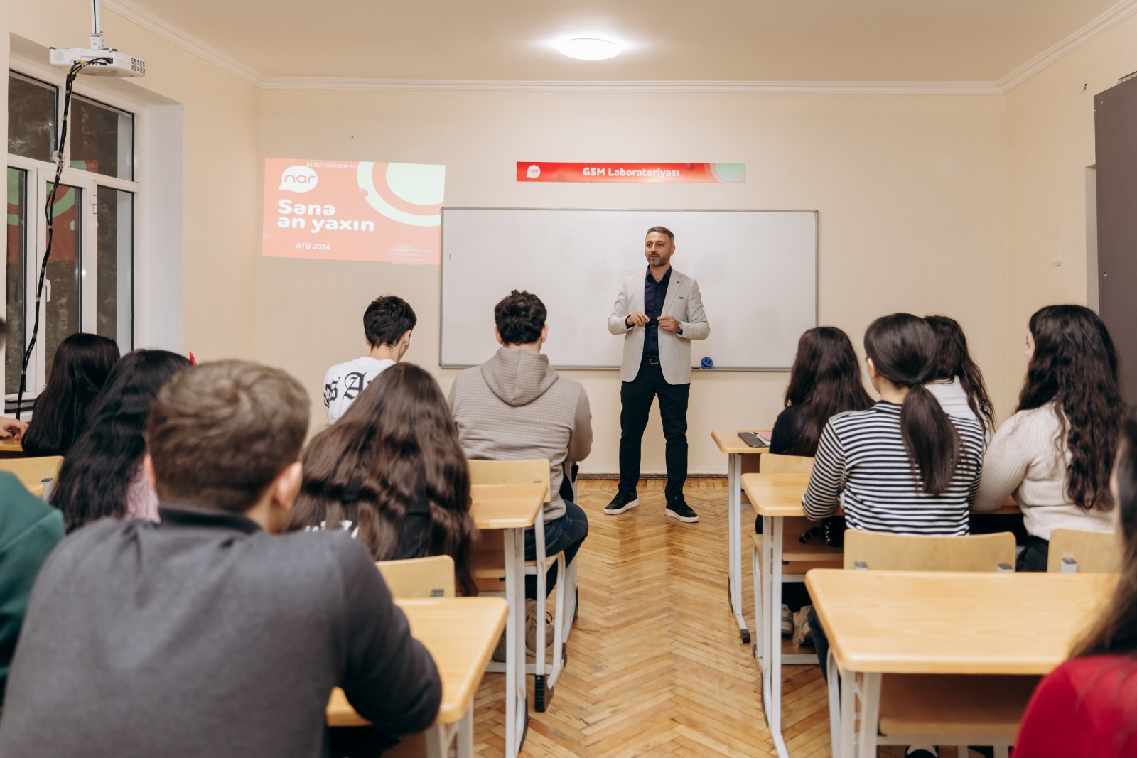 “Nar” mütəxəssisləri ATU-da təlim keçib