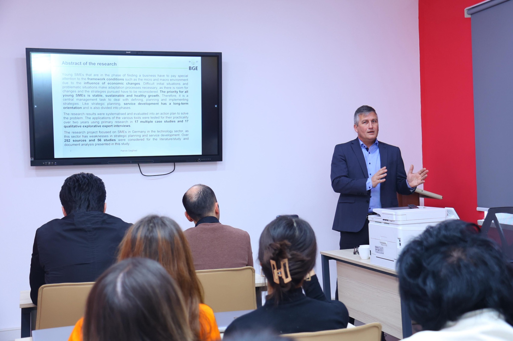 ATU-da Prof. Dr. Patrick Siegfriedin elmi seminarı keçirilib