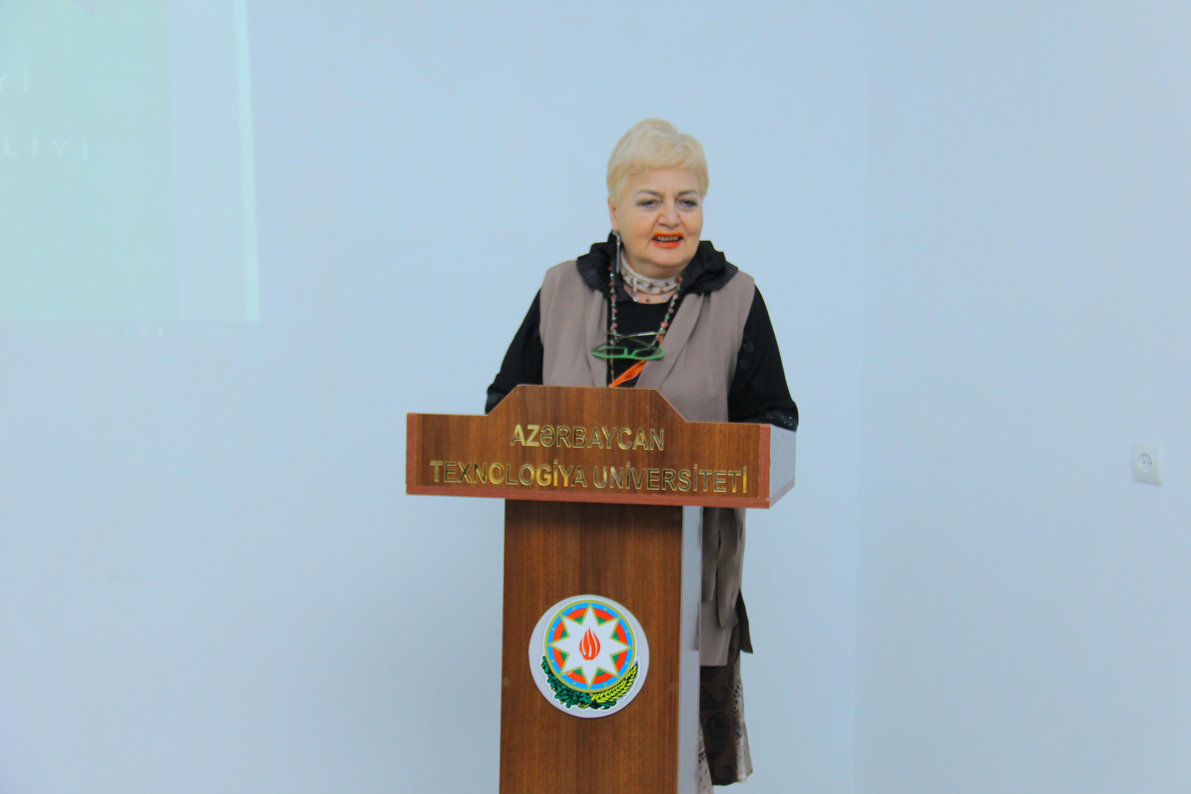 COP29 və "Yaşıl dünya naminə həmrəylik ili" çərçivəsində tələbə elmi seminarı keçirilib