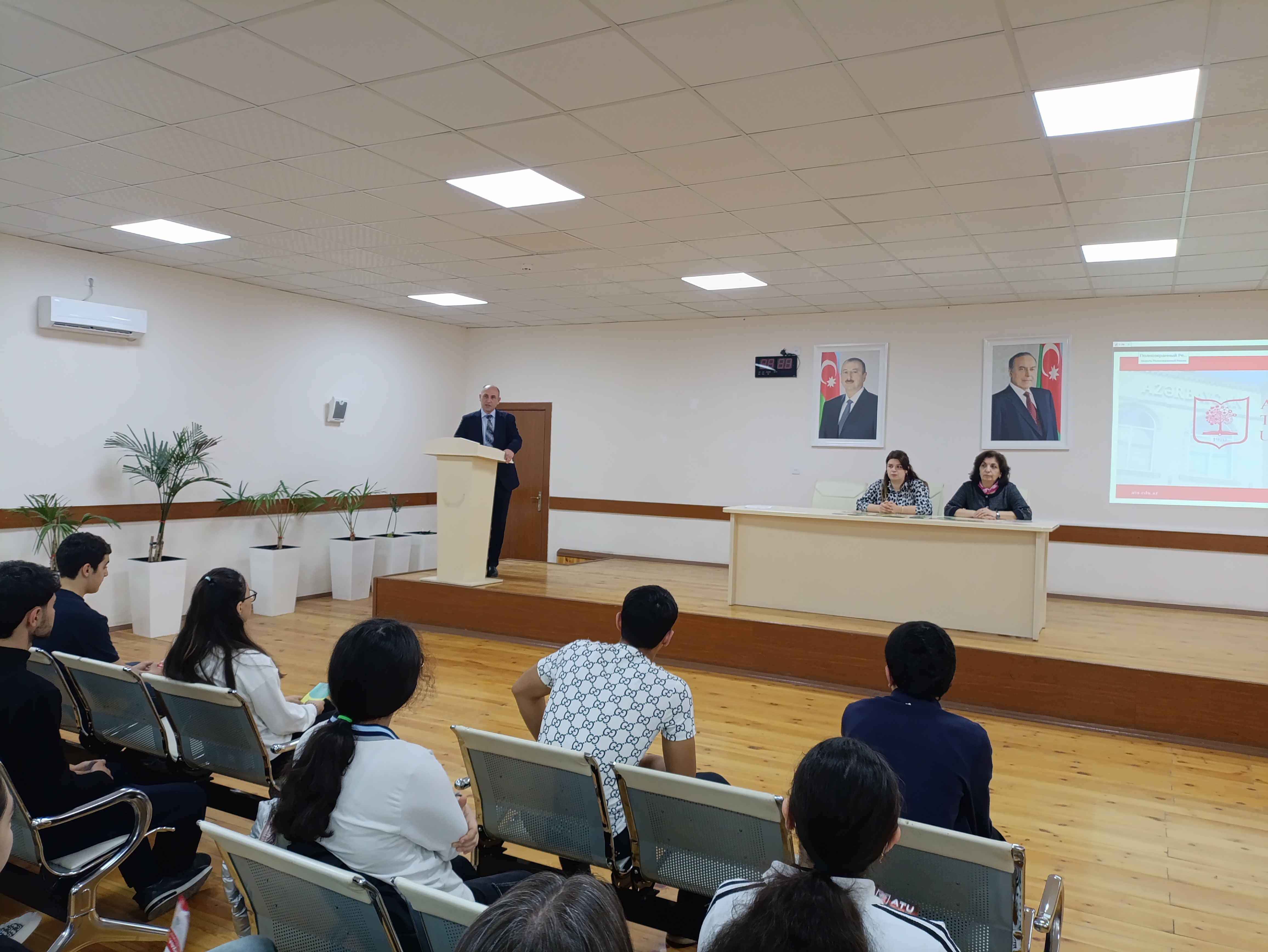 Avtomatika, telekommunikasiya və informatika fakültəsi region məktəblərində tanıtım kampaniyası keçirib