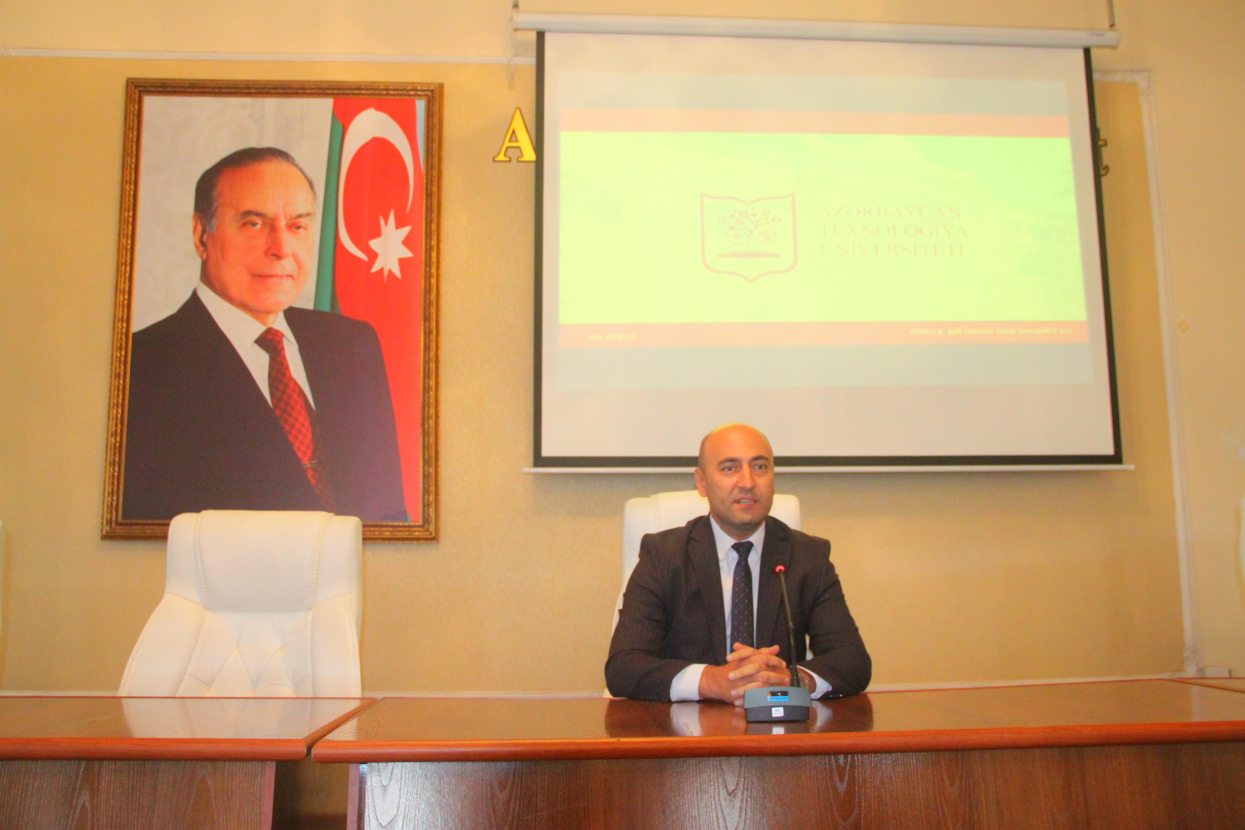 I kurs tələbələri ilə görüş keçirilib