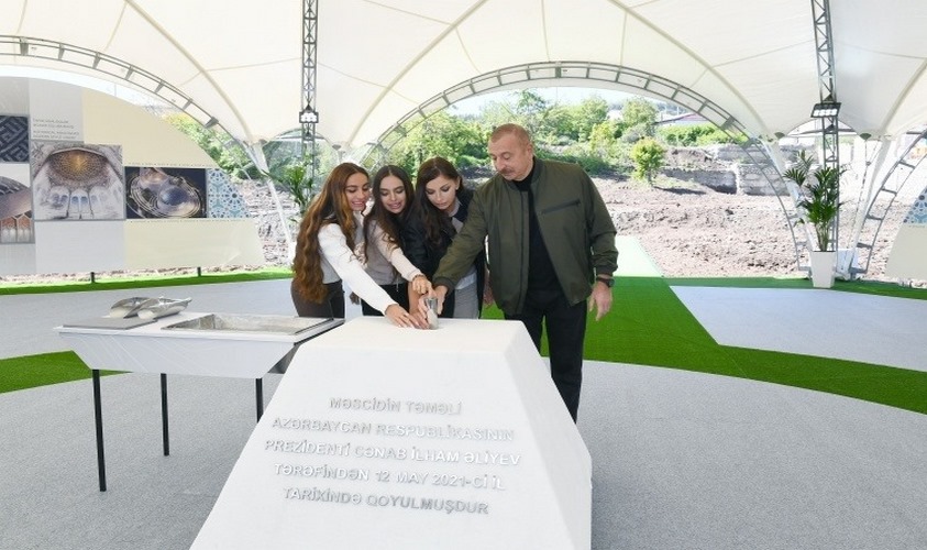 Şuşada yeni məscidin təməli qoyulub