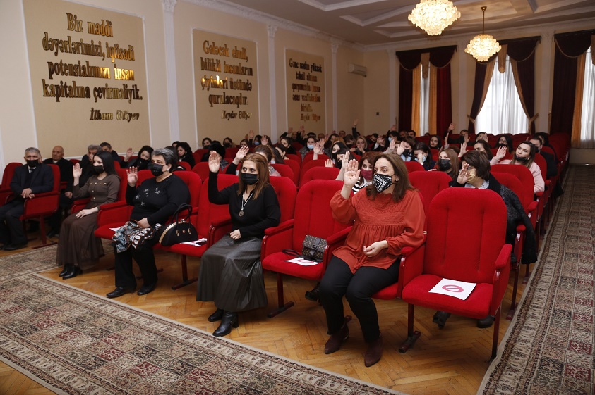 Azərbaycan Texnologiya Universitetində dekan vəzifələrinə seçkilər keçirilib