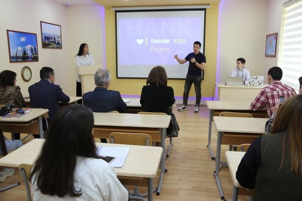UTECA-nın xarici tələbələri elmi seminarla çıxış ediblər