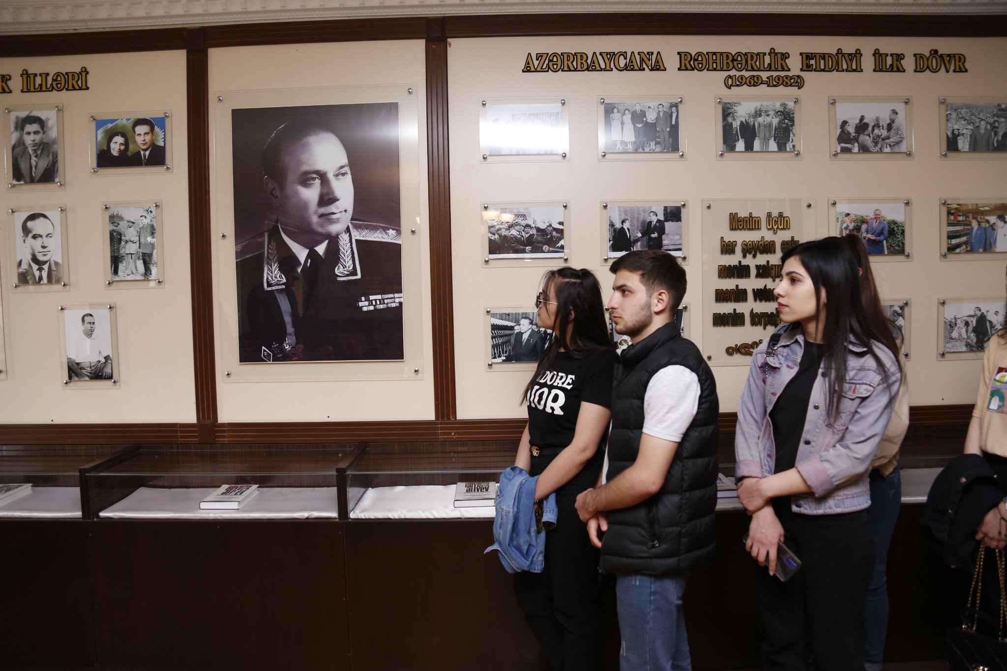 Azərbaycan Texnologiya Universitetində Milli lider Heydər Əliyevin 99 illiyi münasibətilə silsilə tədbirlər davam edir