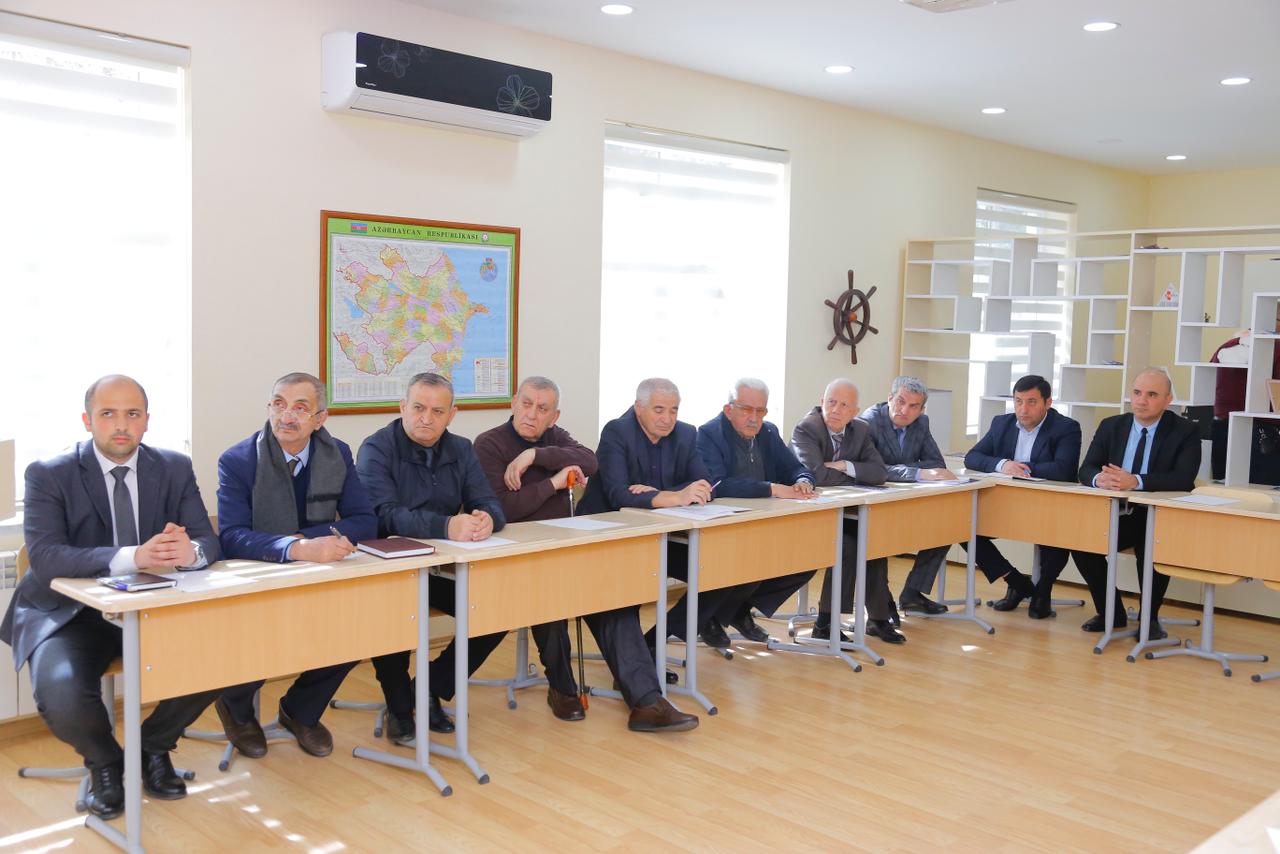 “Elm, Təhsil, Sənaye üçbucağı: Mövcud problemlər və onların həlli yolları” mövzusunda təlim keçirilib